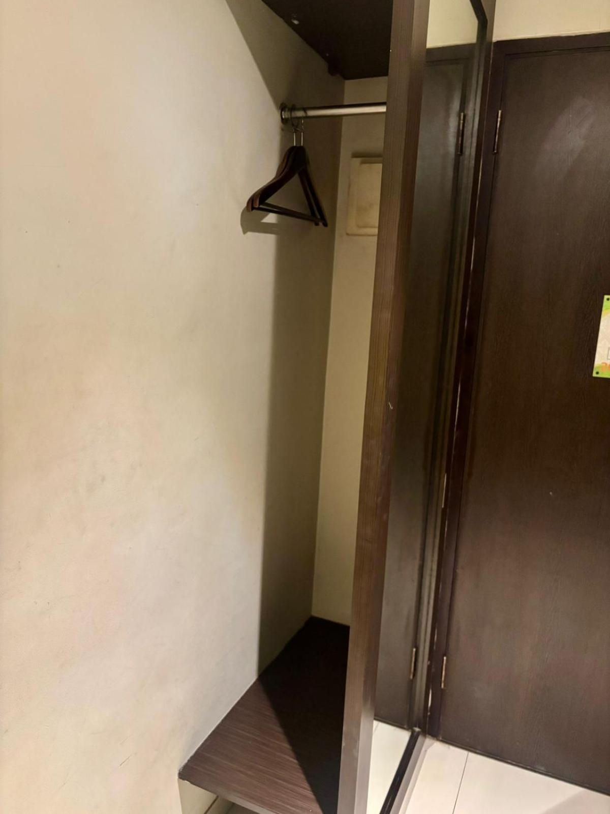 V Hotel Tebet Jakarta Exterior foto